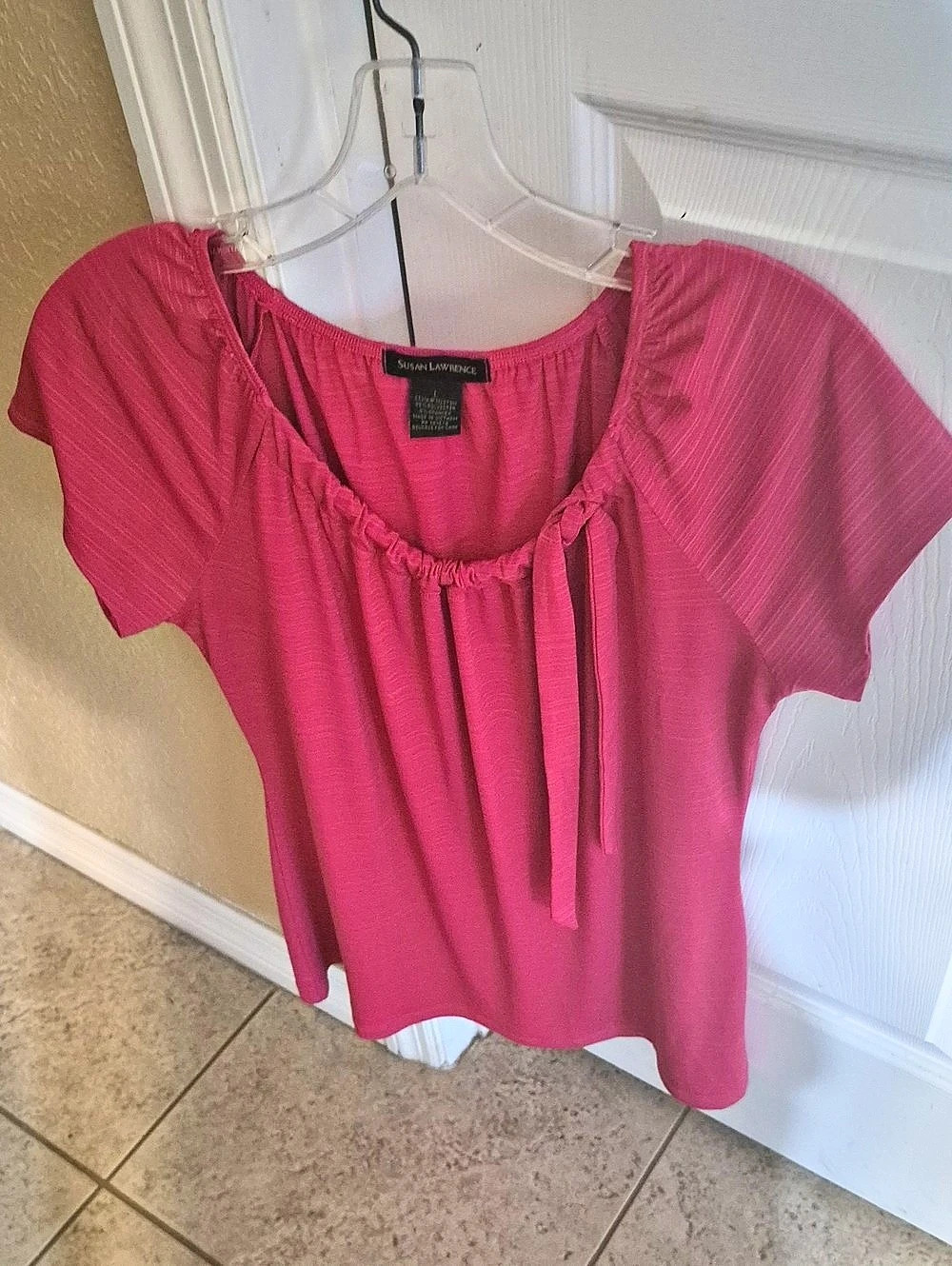 Susan Lawrence Pink Short Sleeves Top Size Large